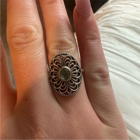 Pandora “Vintage Allure” Ring. Green spinel gem bordered by 14k gold. - Picture 3 of 5